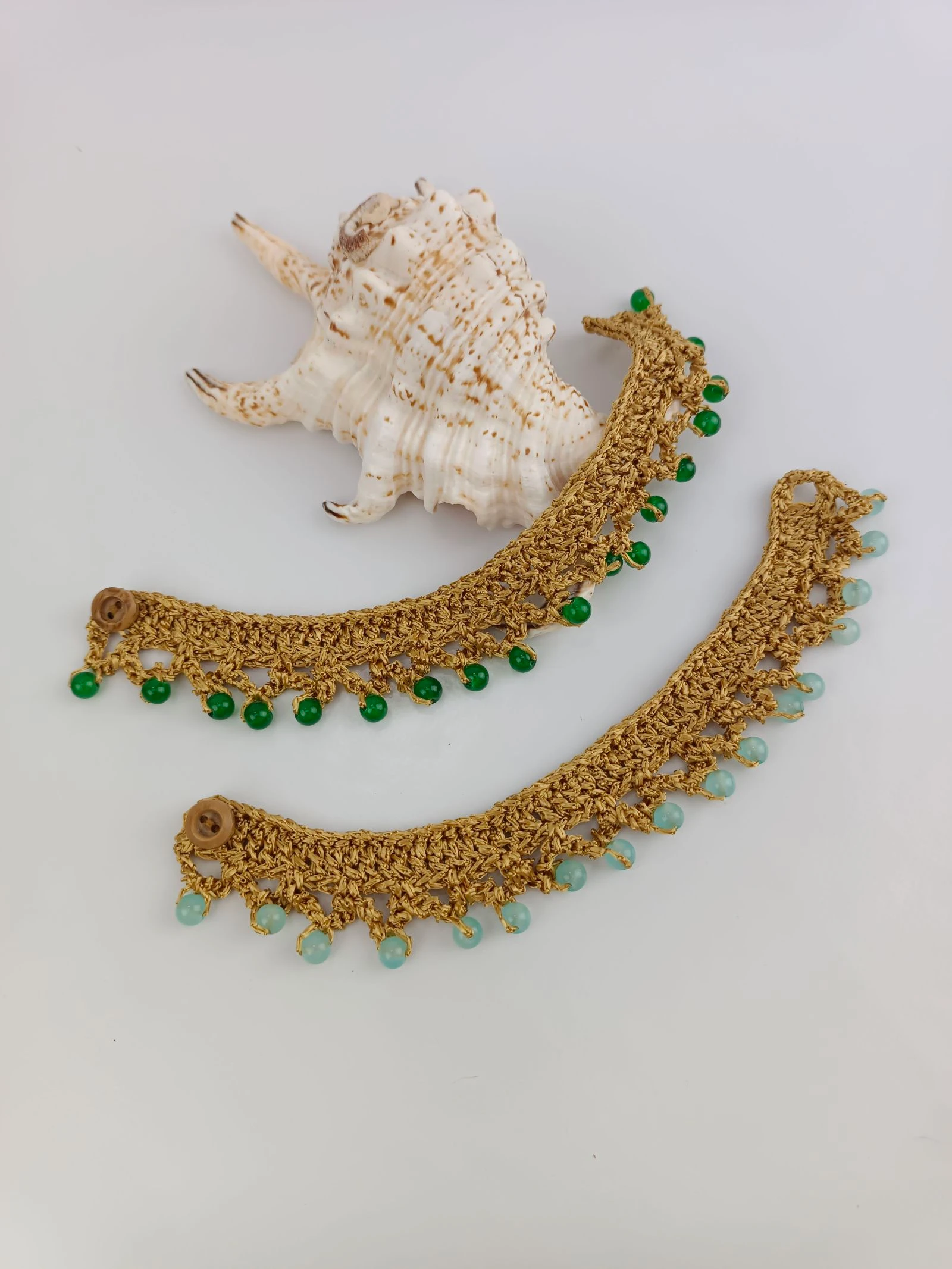 Lote de 2 pulseiras em cor dourada de crochê – photo 6